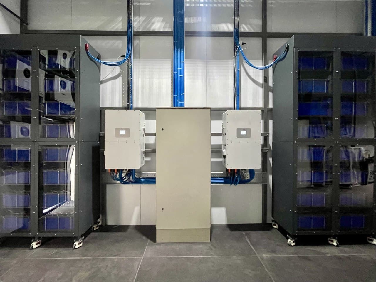 Високовольтна батарея